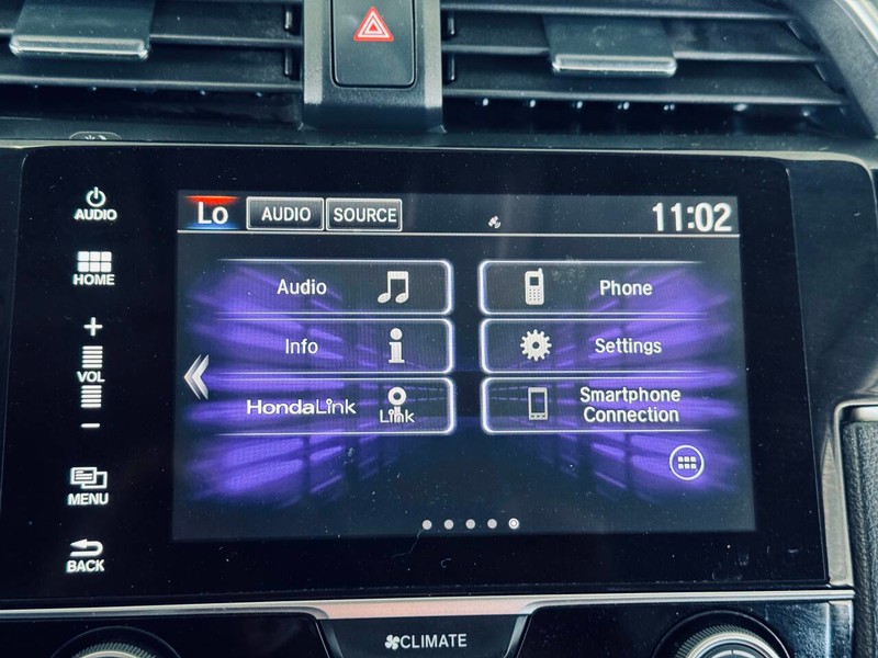 Honda Civic Sedan Vehicle Full-screen Gallery Image 32