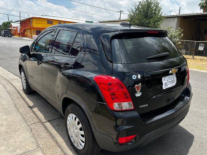 Chevrolet Trax Vehicle Full-screen Gallery Image 5