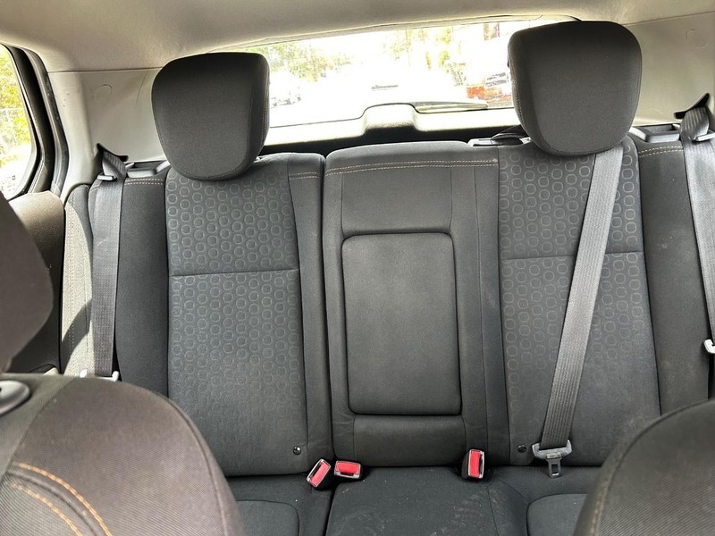 Chevrolet Trax Vehicle Full-screen Gallery Image 13