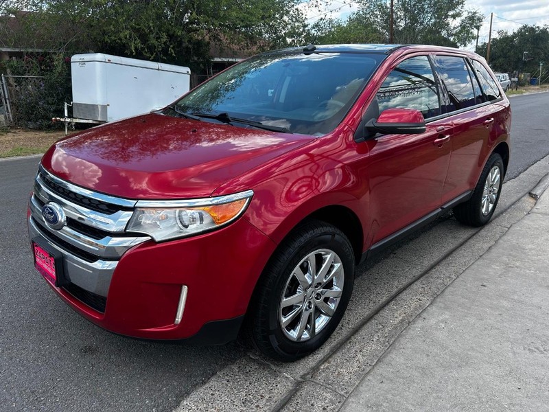 Ford Edge Vehicle Full-screen Gallery Image 3