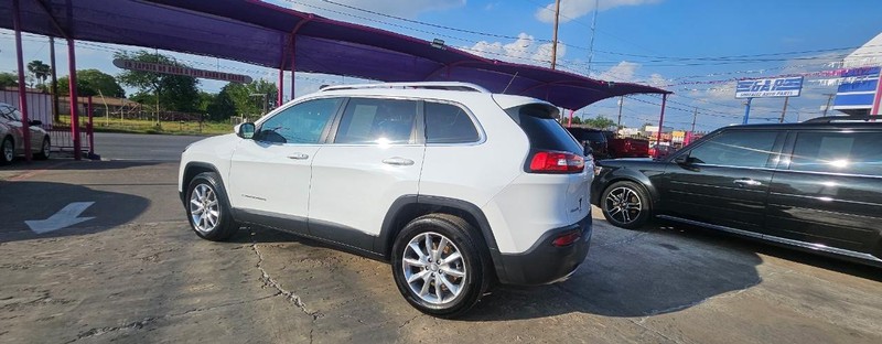 Jeep Cherokee Vehicle Full-screen Gallery Image 2