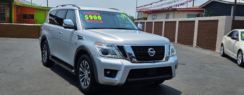 Nissan Armada Vehicle Full-screen Gallery Image 2