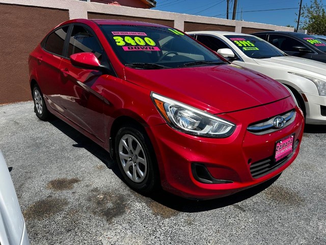2016 Hyundai Accent SE's photo
