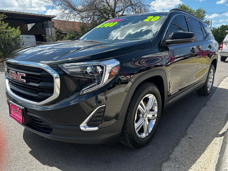 GMC Terrain Vehicle Full-screen Gallery Image 3