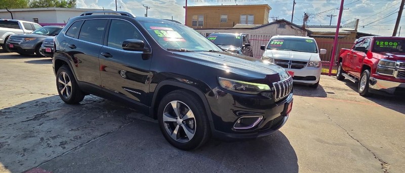 Jeep Cherokee Vehicle Full-screen Gallery Image 6