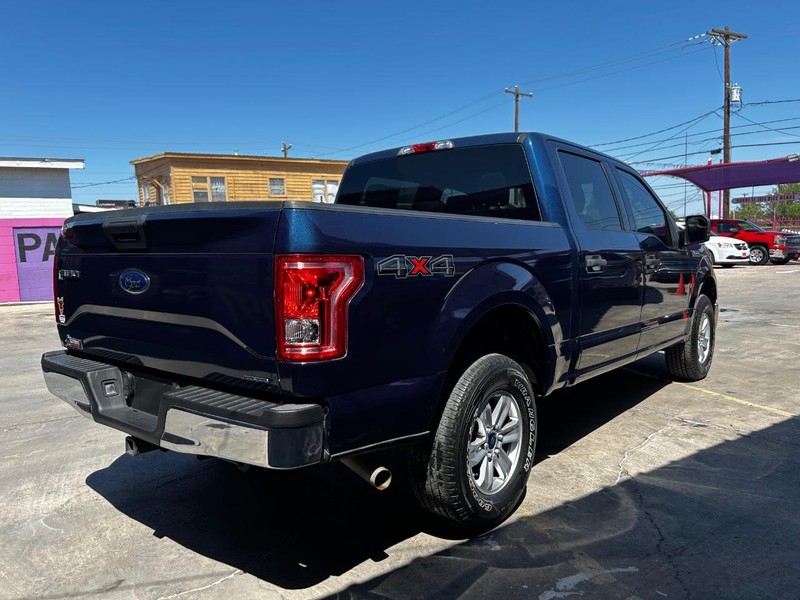 Ford F-150 Vehicle Full-screen Gallery Image 3