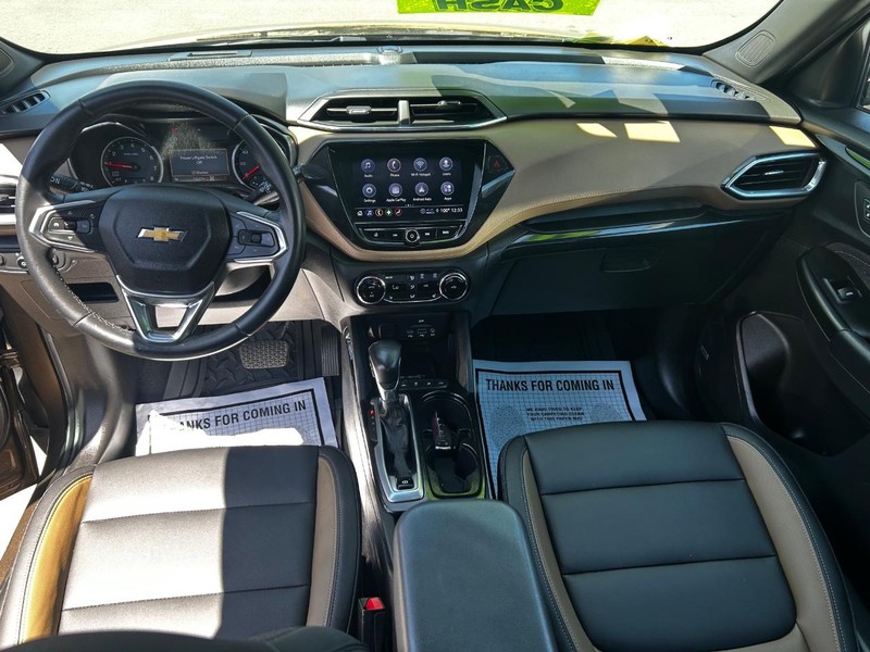 Chevrolet TrailBlazer Vehicle Full-screen Gallery Image 2