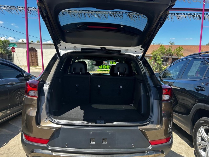 Chevrolet TrailBlazer Vehicle Full-screen Gallery Image 11