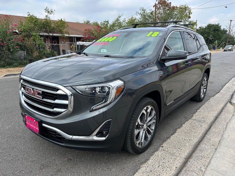 GMC Terrain Vehicle Full-screen Gallery Image 2