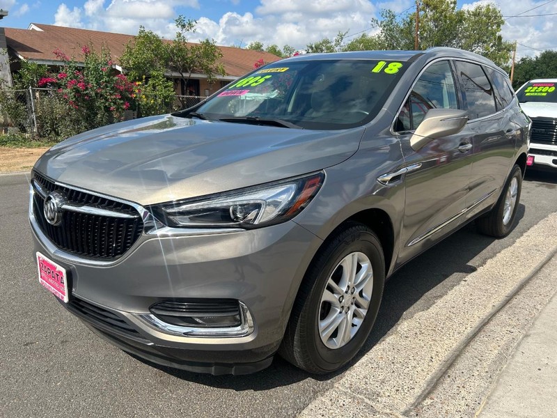 Buick Enclave Vehicle Full-screen Gallery Image 2