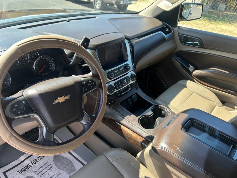 Chevrolet Tahoe Vehicle Full-screen Gallery Image 6