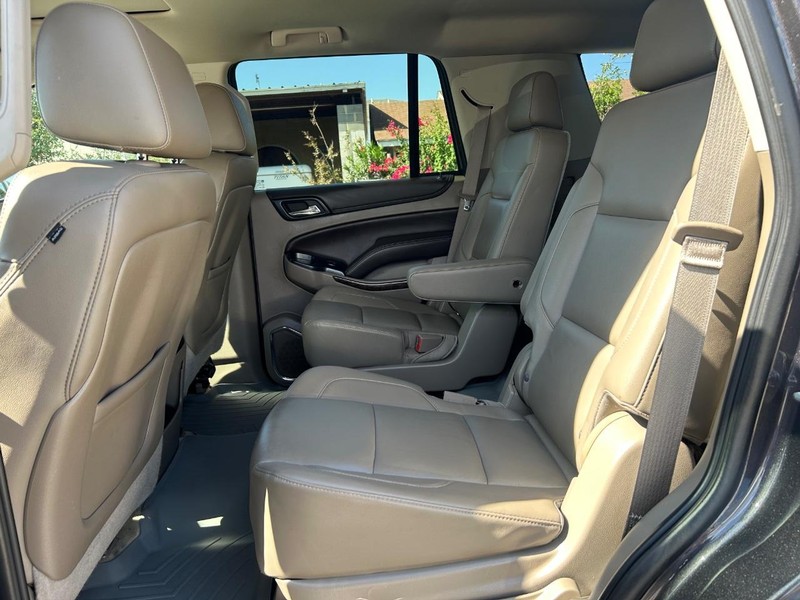 Chevrolet Tahoe Vehicle Full-screen Gallery Image 7