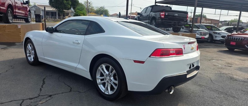 Chevrolet Camaro Vehicle Full-screen Gallery Image 4