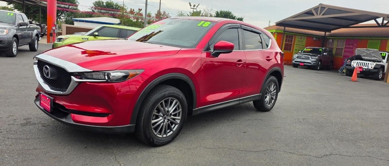 Mazda CX-5 Vehicle Full-screen Gallery Image 2