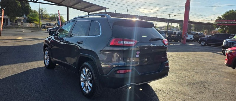 Jeep Cherokee Vehicle Full-screen Gallery Image 2