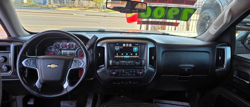Chevrolet Silverado 1500 Vehicle Full-screen Gallery Image 6
