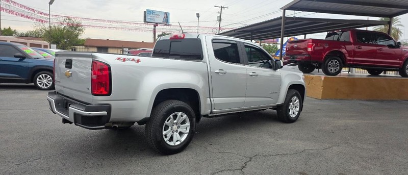 Chevrolet Colorado Vehicle Full-screen Gallery Image 2