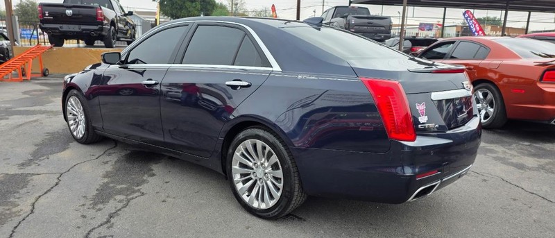 Cadillac CTS Sedan Vehicle Full-screen Gallery Image 3