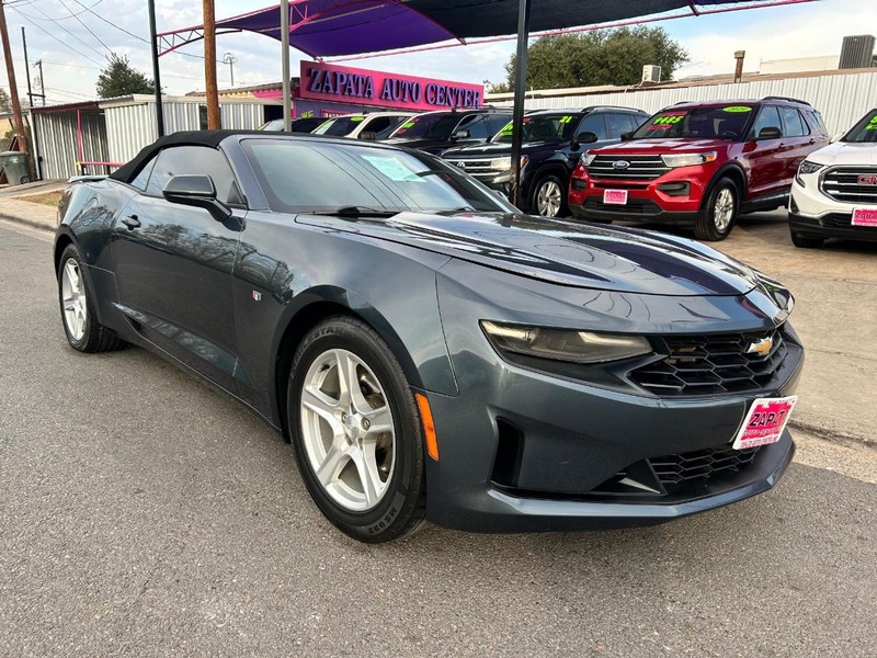Chevrolet Camaro Vehicle Full-screen Gallery Image 4