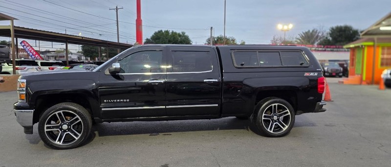 Chevrolet Silverado 1500 Vehicle Full-screen Gallery Image 5