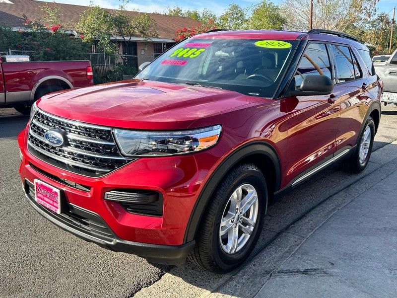 Ford Explorer Vehicle Full-screen Gallery Image 2