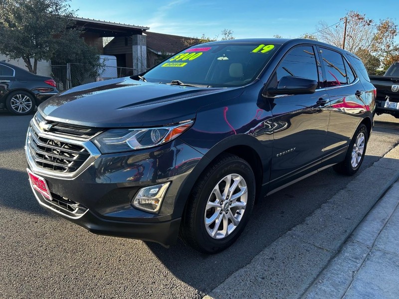 Chevrolet Equinox Vehicle Full-screen Gallery Image 2