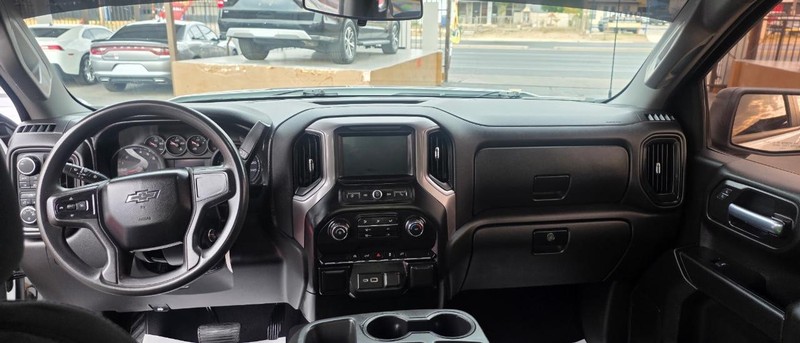 Chevrolet Silverado 1500 Vehicle Full-screen Gallery Image 5