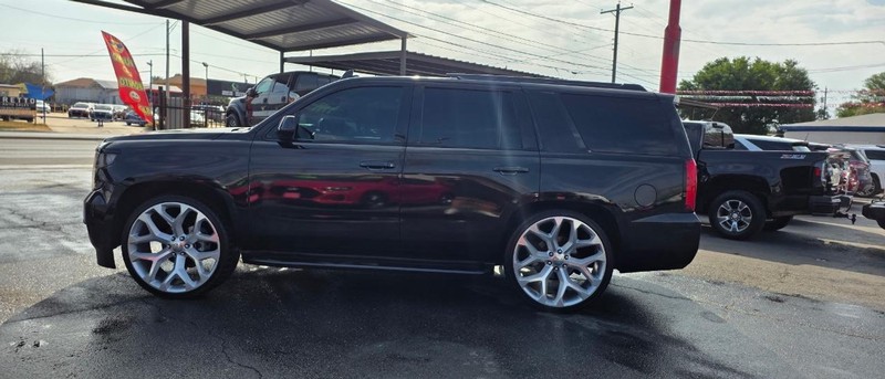 Chevrolet Tahoe Vehicle Full-screen Gallery Image 6