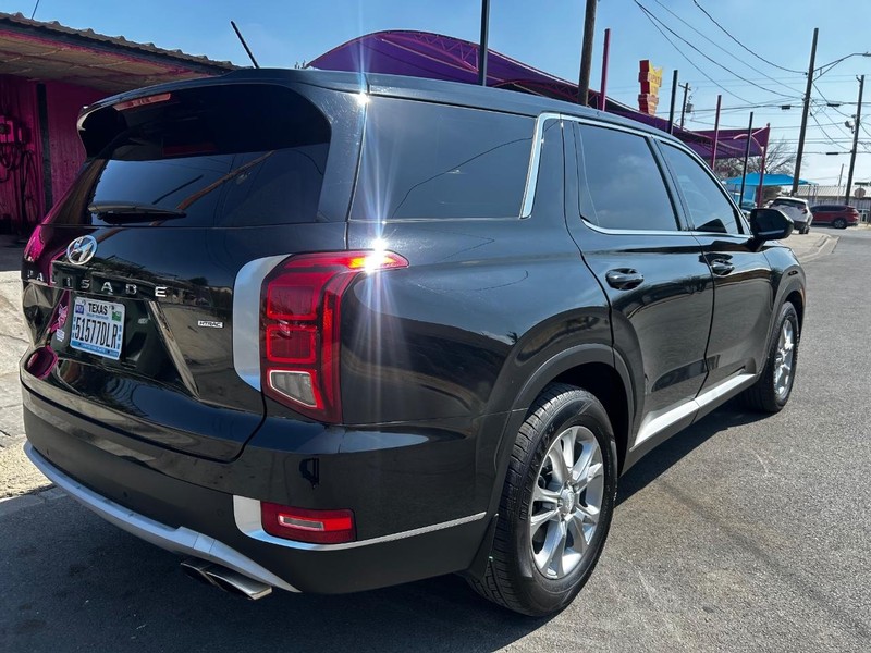Hyundai Palisade Vehicle Full-screen Gallery Image 4