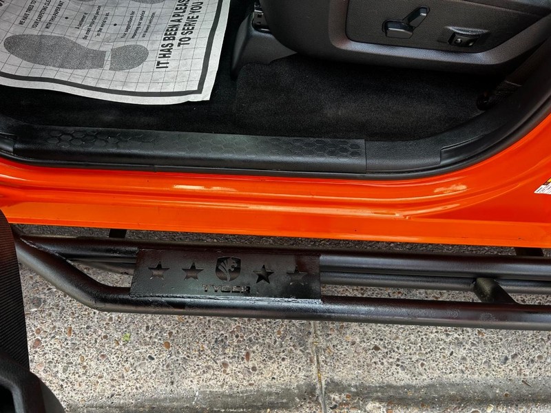 Ram 1500 Vehicle Full-screen Gallery Image 8