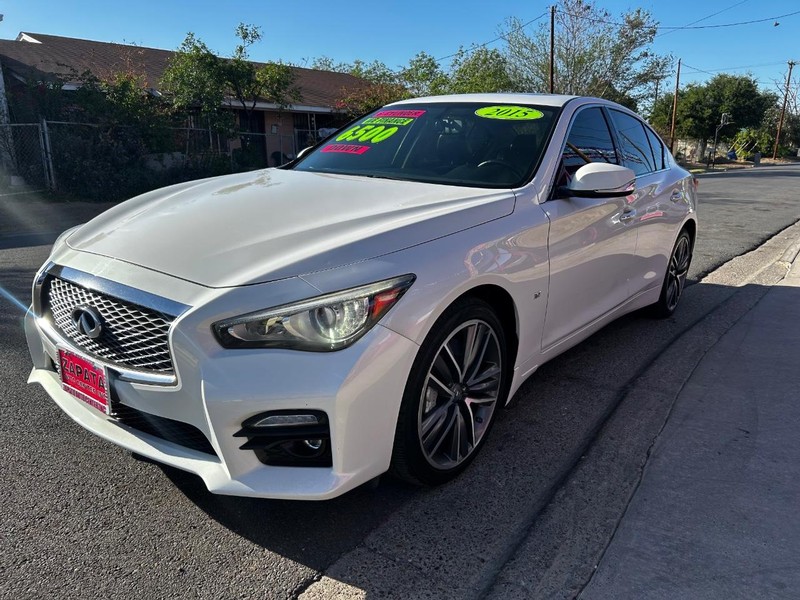INFINITI Q50 Vehicle Full-screen Gallery Image 2