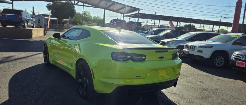 Chevrolet Camaro Vehicle Full-screen Gallery Image 4
