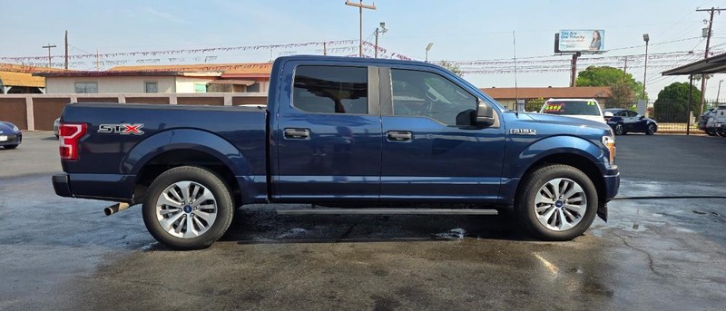 Ford F-150 Vehicle Full-screen Gallery Image 3