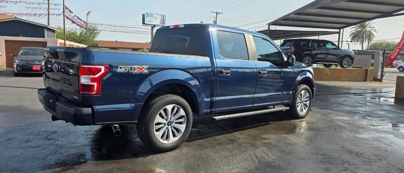 Ford F-150 Vehicle Full-screen Gallery Image 4