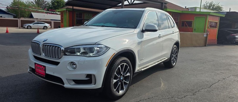 BMW X5 Vehicle Full-screen Gallery Image 2