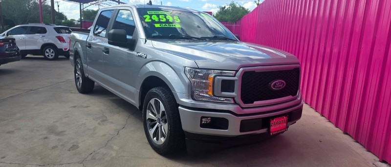 Ford F-150 Vehicle Full-screen Gallery Image 5