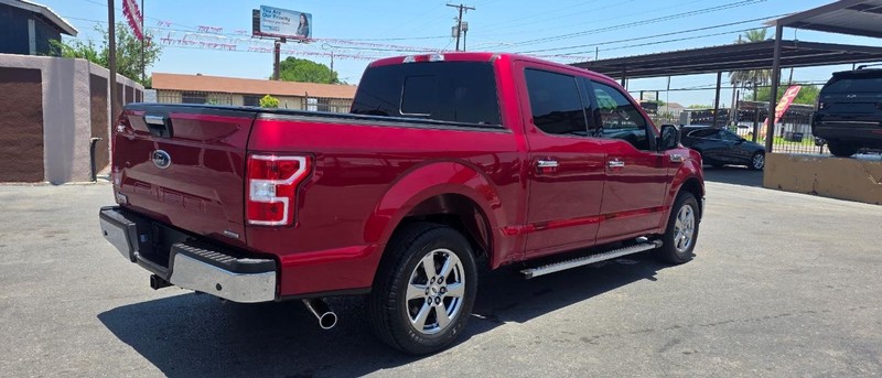 Ford F-150 Vehicle Full-screen Gallery Image 3