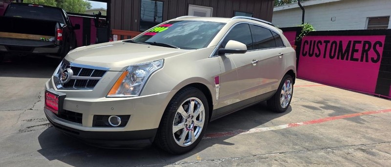 Cadillac SRX Vehicle Full-screen Gallery Image 5