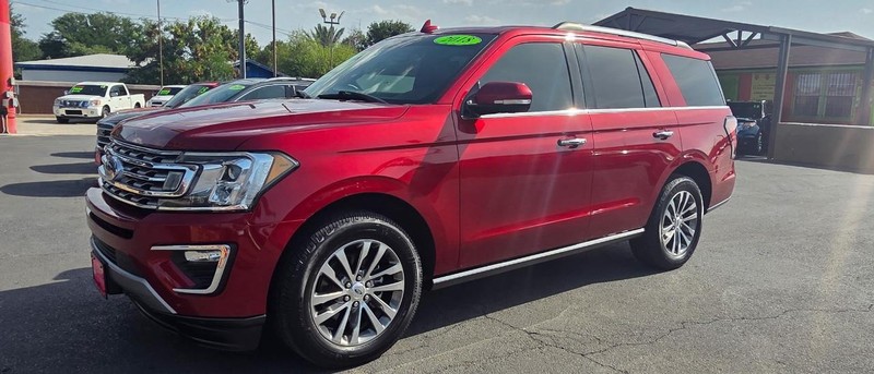 Ford Expedition Vehicle Full-screen Gallery Image 2