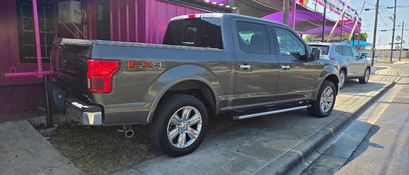 Ford F-150 Vehicle Full-screen Gallery Image 4