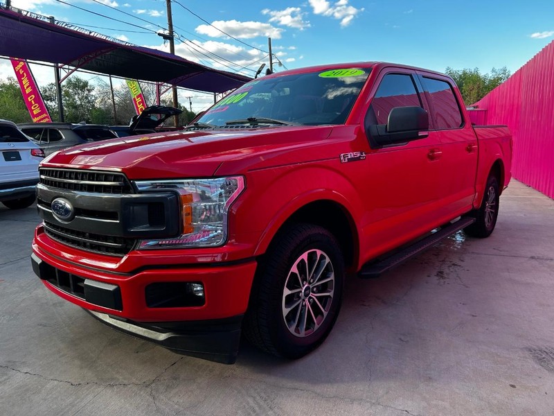 Ford F-150 Vehicle Full-screen Gallery Image 2