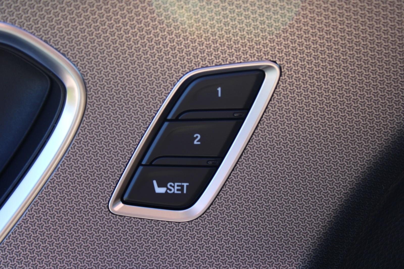 Acura RDX Vehicle Image 11