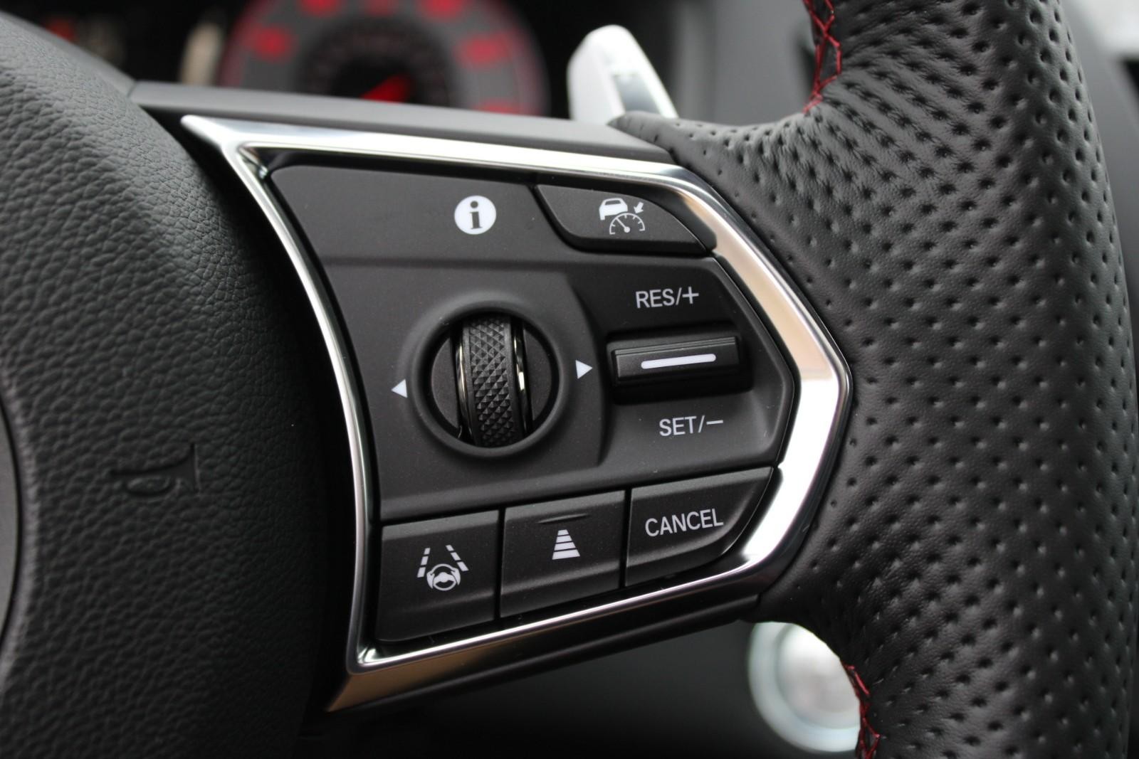 Acura RDX Vehicle Image 12