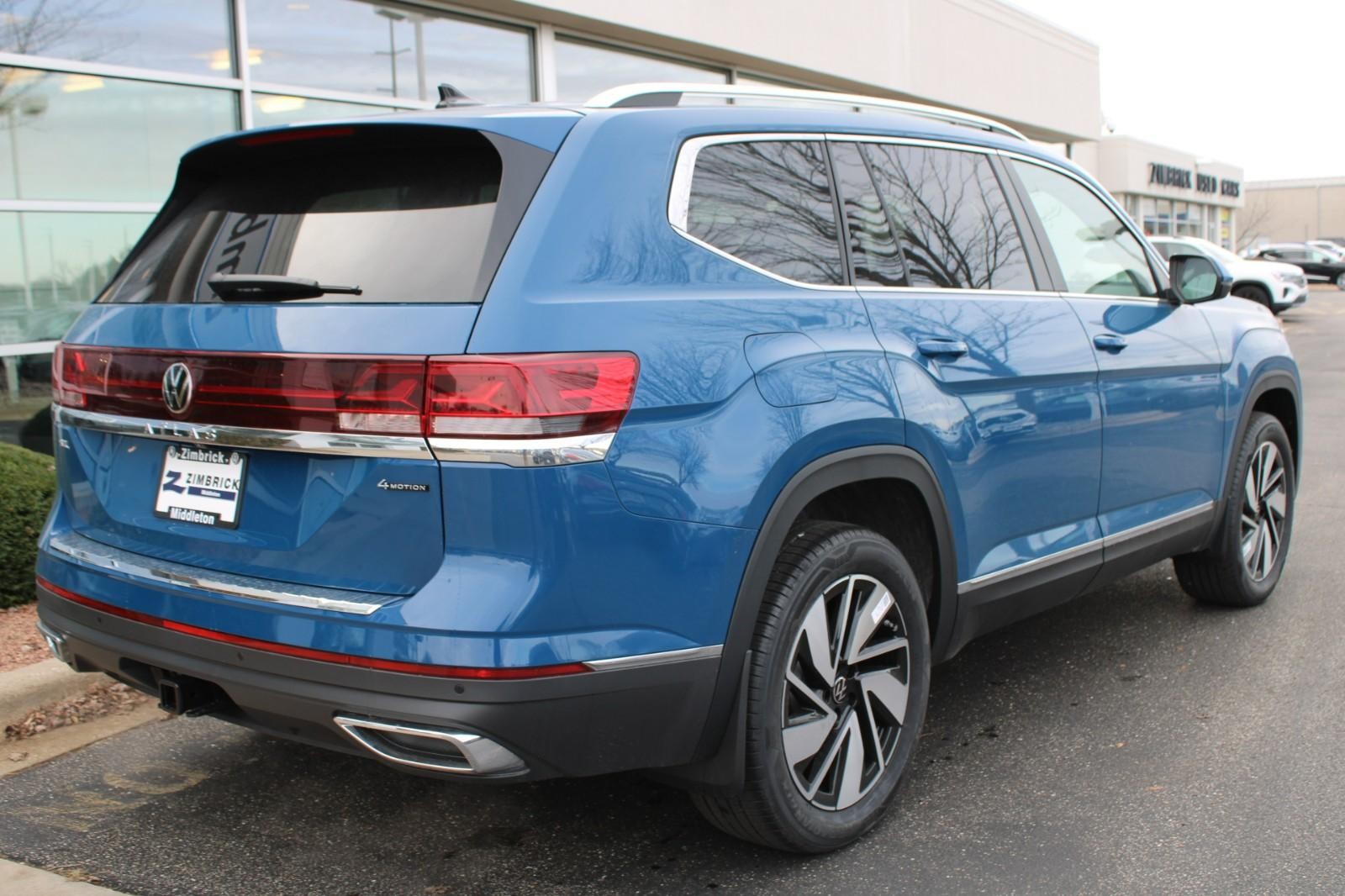 Volkswagen Atlas Vehicle Image 03