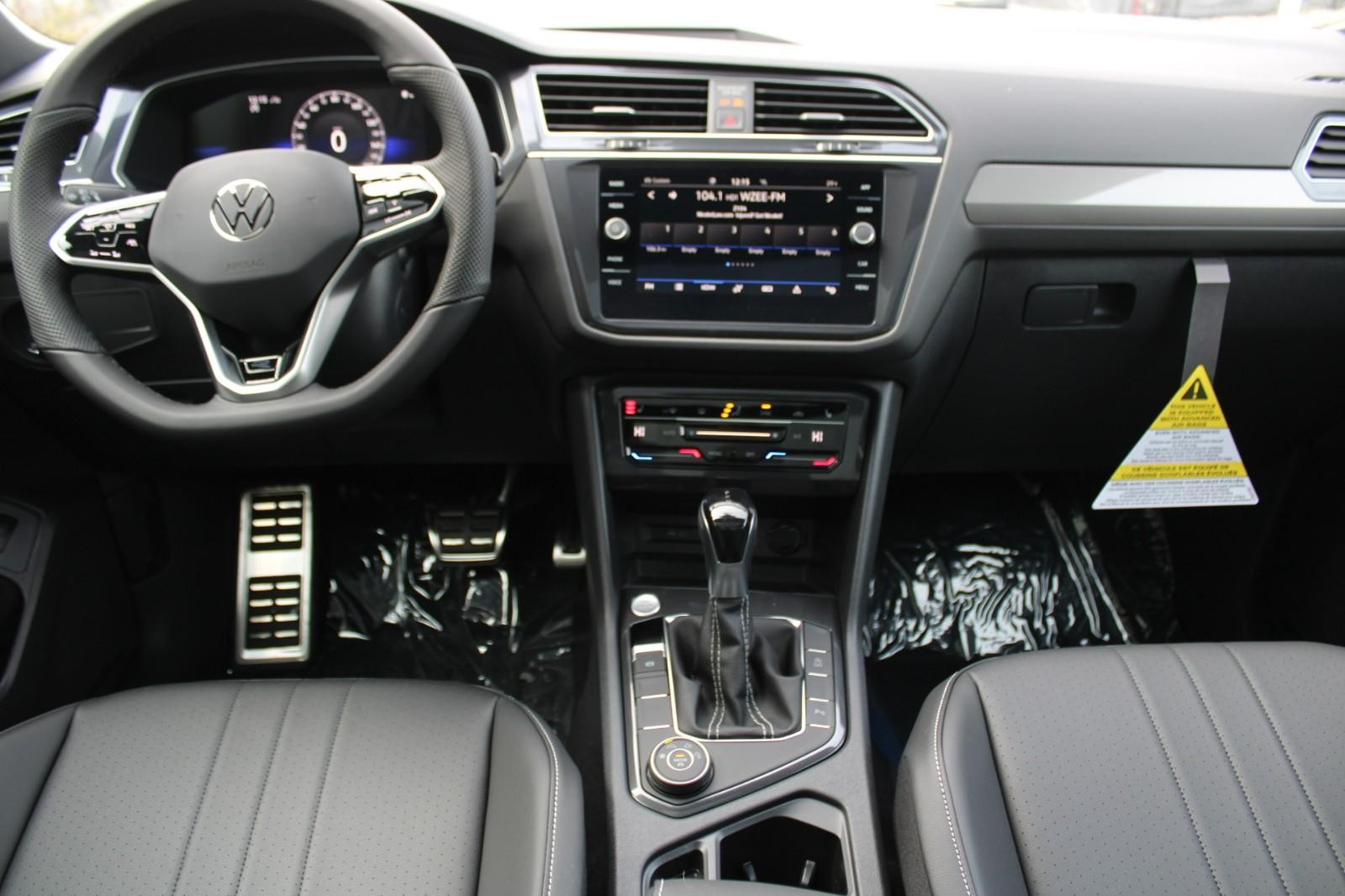 Volkswagen Tiguan Vehicle Image 06