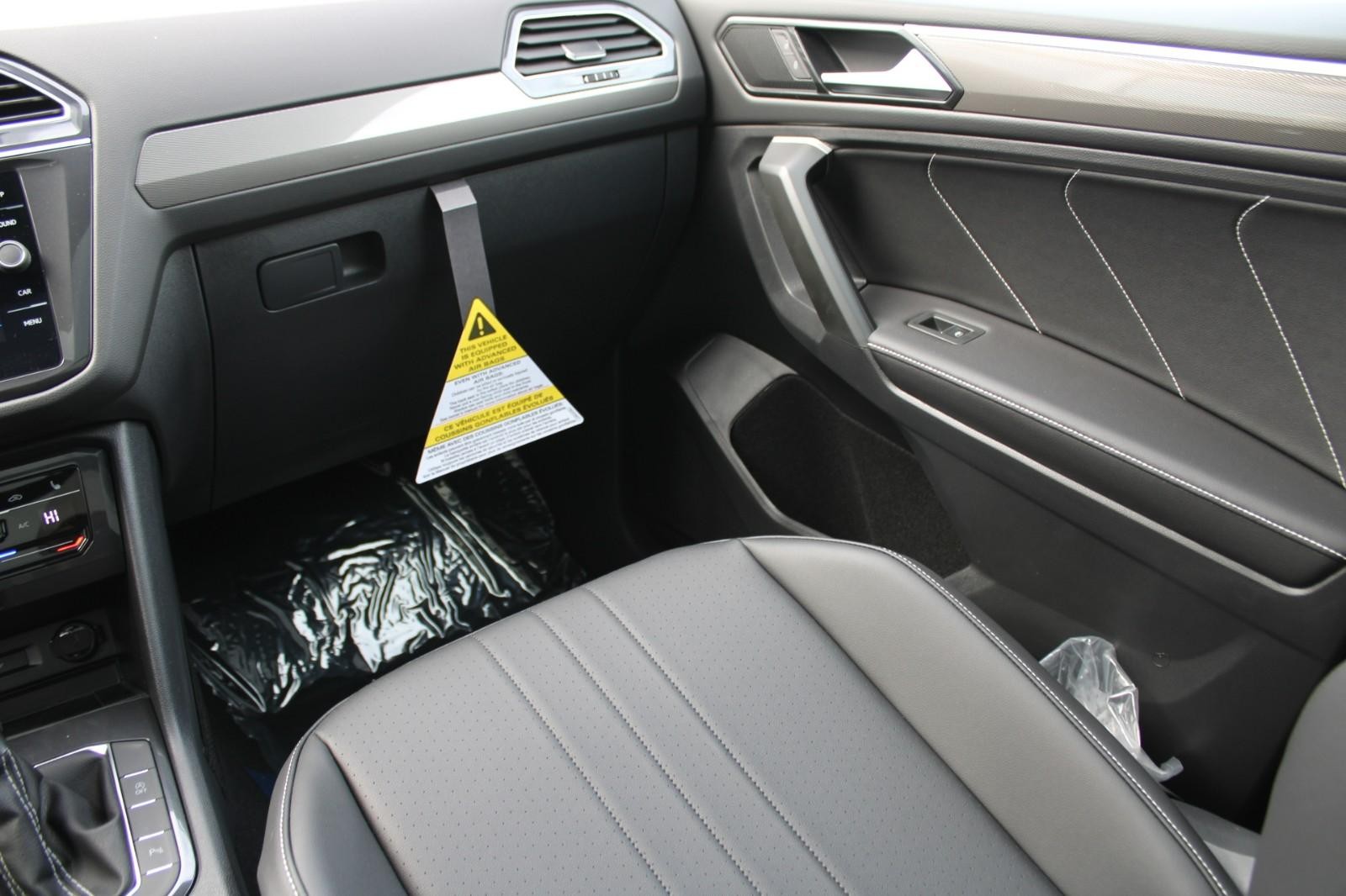 Volkswagen Tiguan Vehicle Image 10