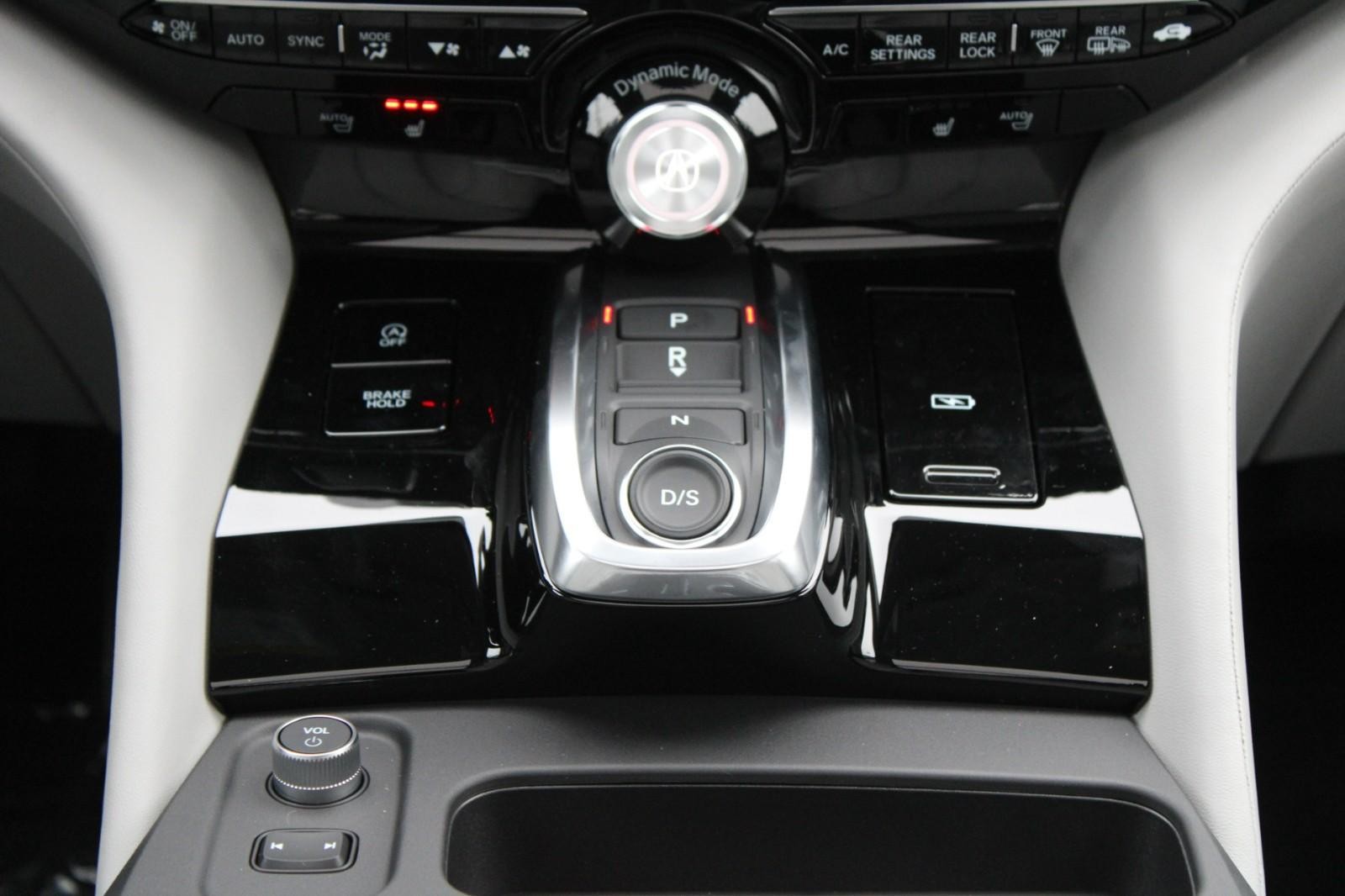 Acura MDX Vehicle Image 08