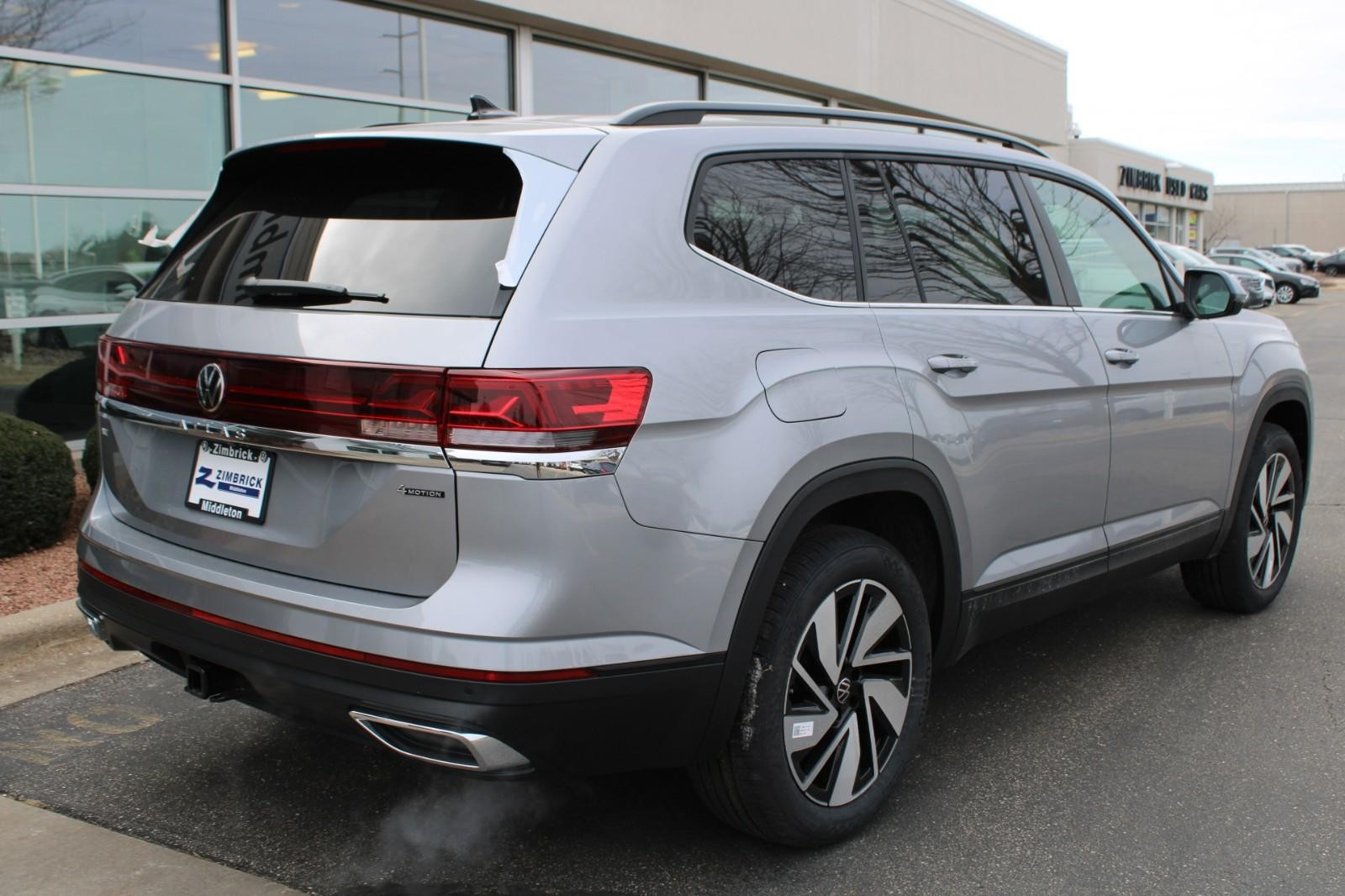 Volkswagen Atlas Vehicle Image 03