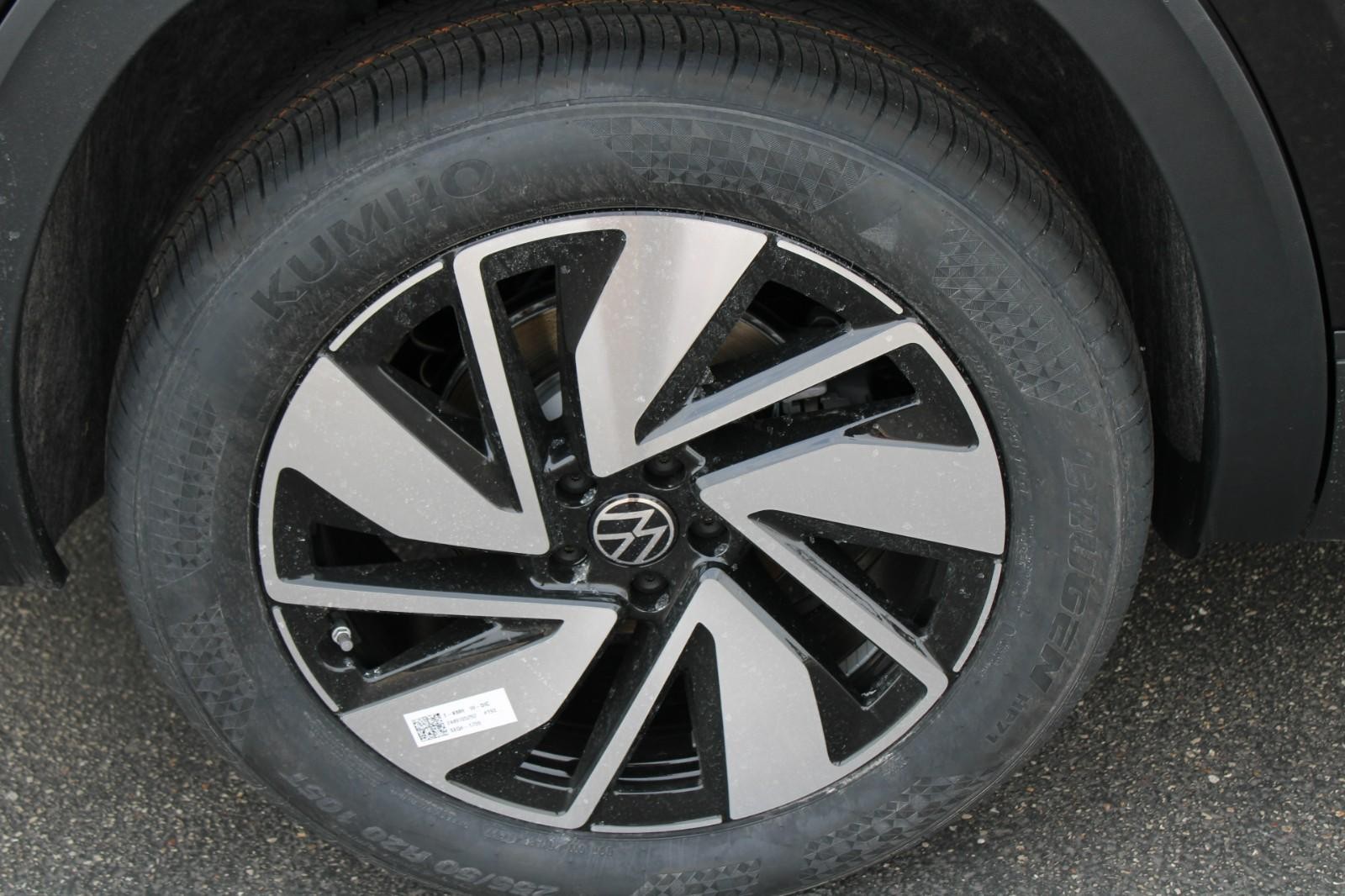 Volkswagen Atlas Vehicle Image 04