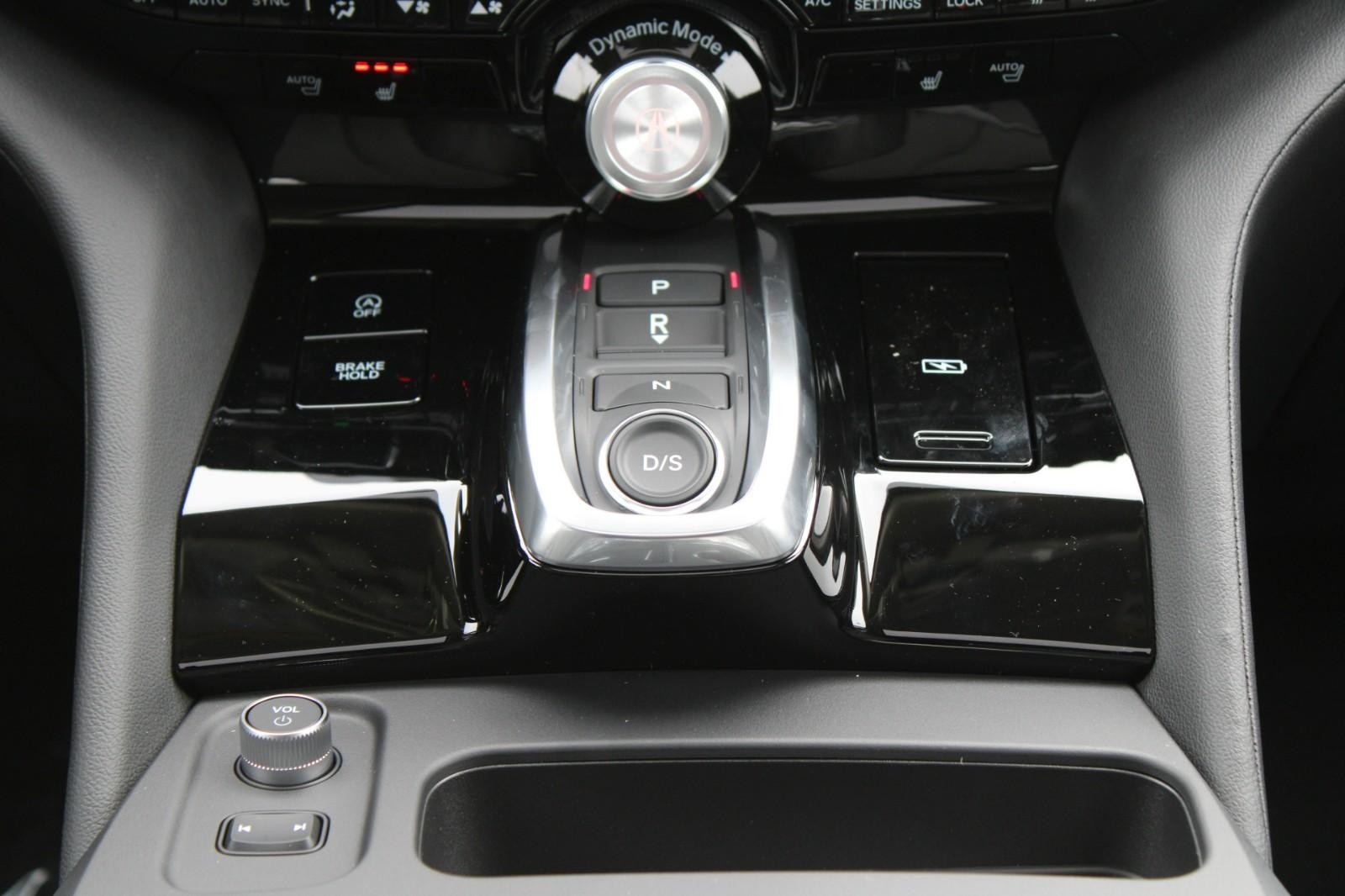 Acura MDX Vehicle Image 08